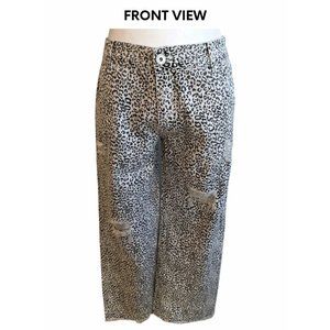 SALE!!!!!! NWT White Leopard Distressed Crop Jeans